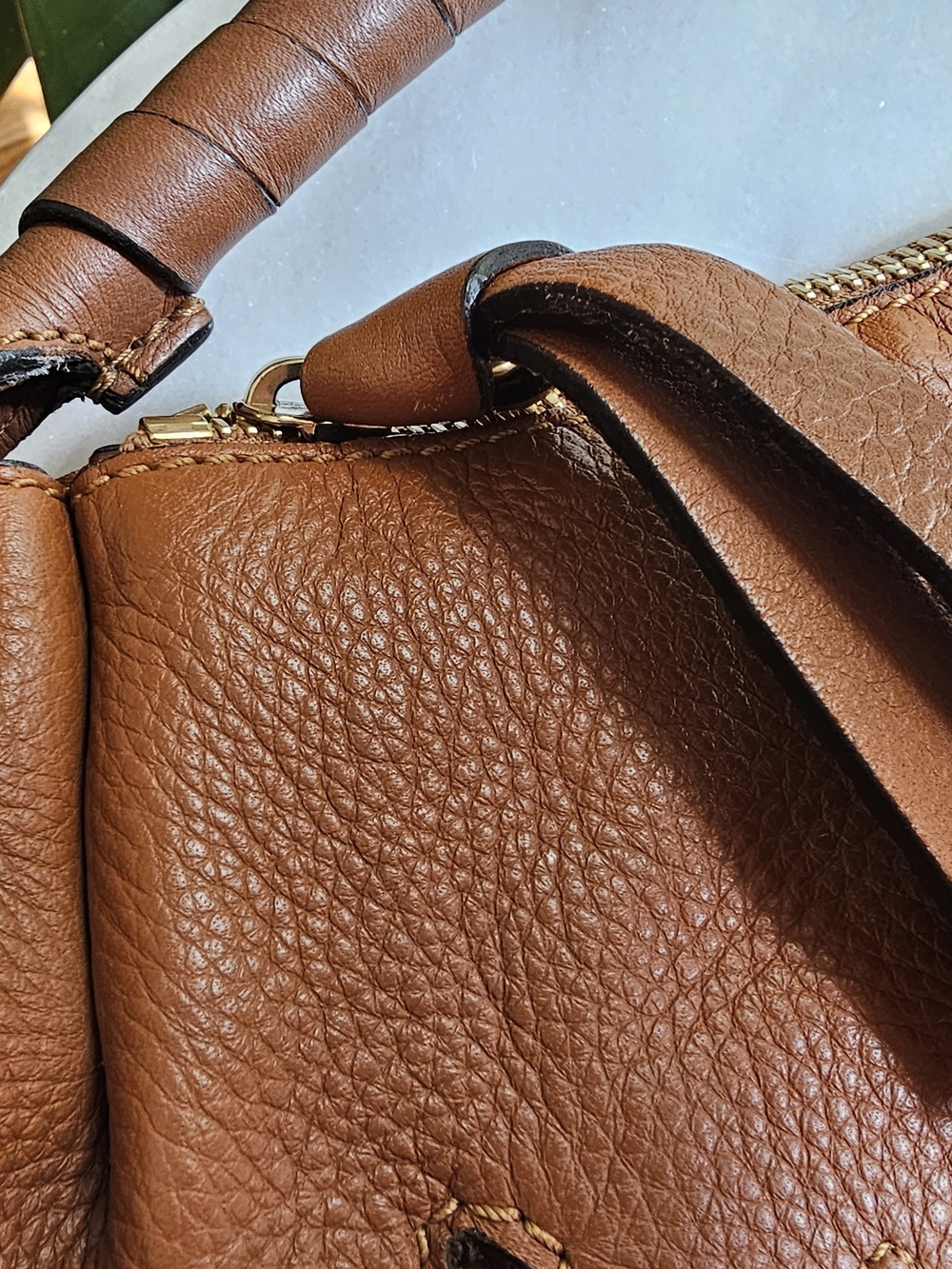 Chloé Marcie Hobo Bag in Tan pebbled calfskin - Picture 4 of 12